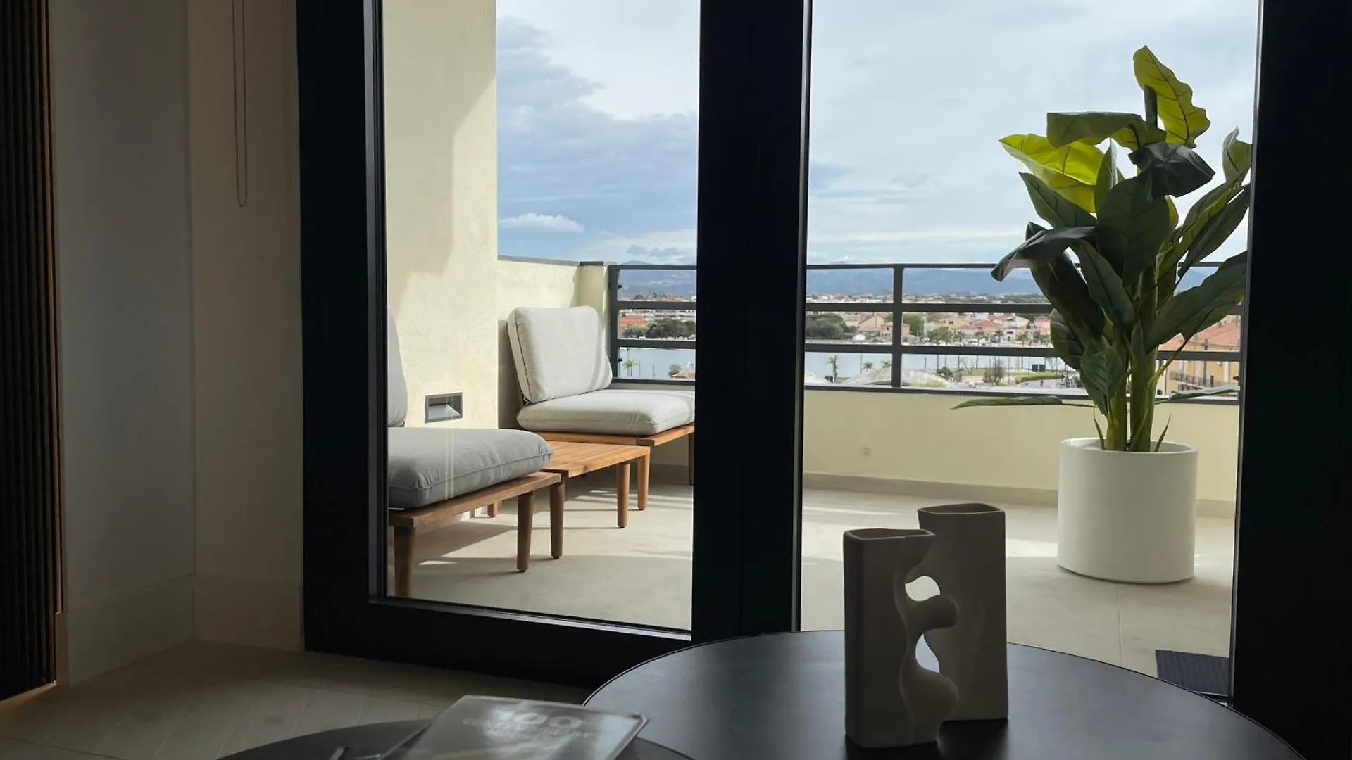 Appartamento Luxurious High-End 2Br Penthouse+ Terrace+ Great View+ Parking - Historical Centre Olbia